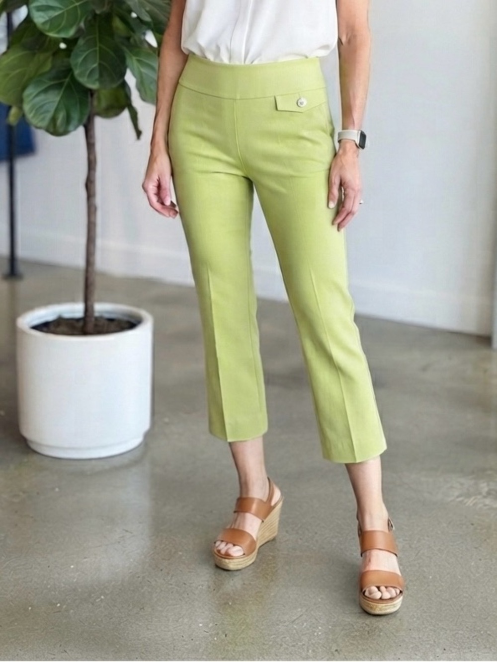 Counterparts Lime Cropped Straight-Leg Pants A6-046